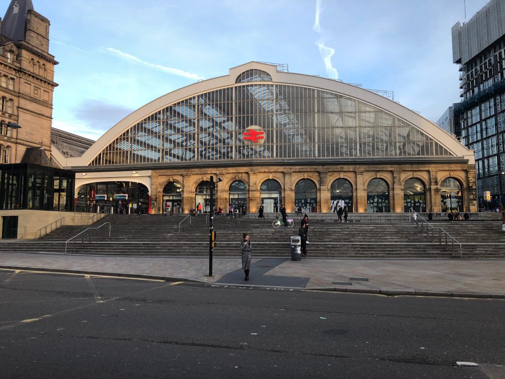 リバプールライムストリート駅外観